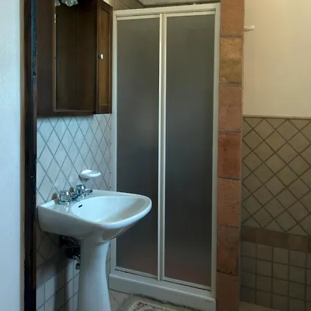 Casa Il Ponte 아파트 치아니